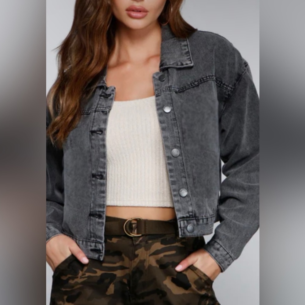 Grey/black hooded denim jacket